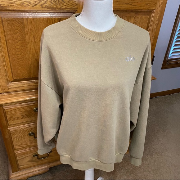 Alo Accolade Crewneck Pullover Sweatshirt Gravel Beige Oversized Women’s M READ* - Picture 9 of 14